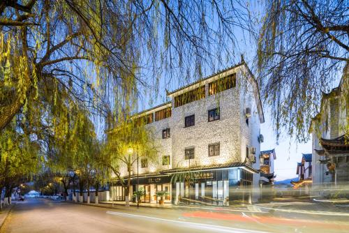 Gallery image of Lijiang Gemmer Hotel in Lijiang