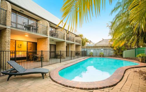 A piscina localizada em Nightcap at Kawana Waters Hotel ou nos arredores