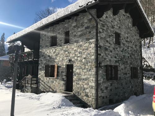 Edifici on està situat l'hostal o pensió