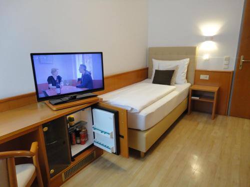 TV/trung tâm giải trí tại City Hotel Albrecht