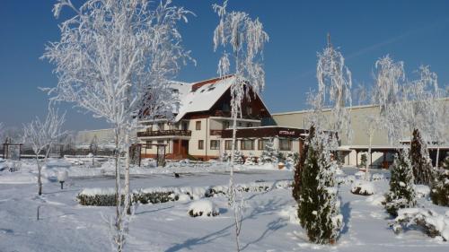 Hotel Garden Club зимой