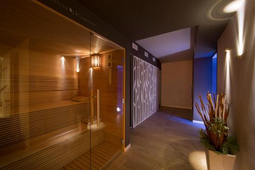 A bathroom at Hotel Diamante