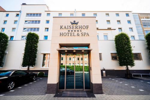 Zgradba, v kateri se nahaja hotel