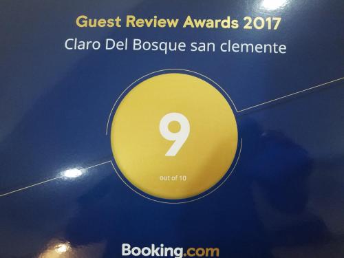 Certifikát, hodnocení, plakát nebo jiný dokument vystavený v ubytování Claro Del Bosque san clemente