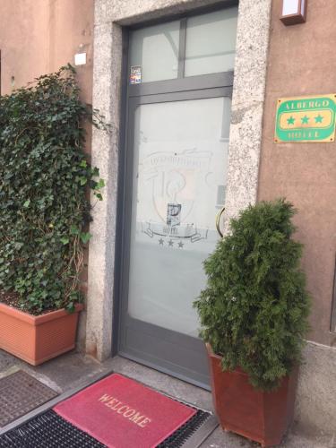 La fachada o entrada de Hotel Il Loggiato Dei Serviti