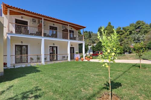 Vườn quanh Smaragda Studios Skopelos