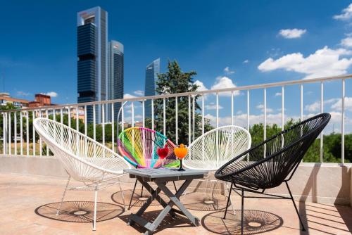 Балкон или терраса в Hotel Madrid Chamartín, Affiliated by Meliá