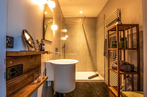 Bany a One Suite Hotel - Zollhaus