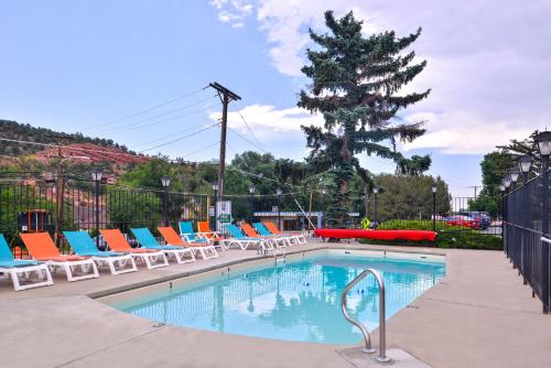 Басейн в или близо до Villa Motel at Manitou Springs