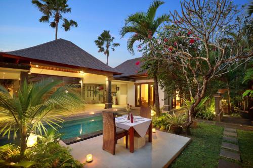 Басейн в или близо до The Buah Bali Villas