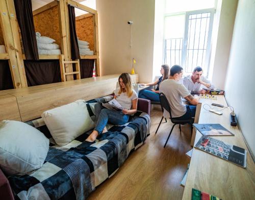 Gestir sem dvelja á A1 Hostel