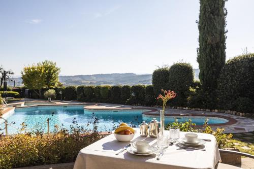 Kolam renang di atau dekat dengan Relais Santa Chiara Hotel - Tuscany Charme