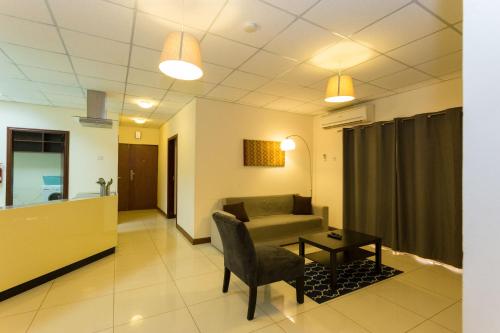 Gallery image ng La Casa Baatsona Apts sa Accra