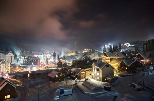 Pogled na grad 'Bukovel' ili pogled na grad iz aparthotela