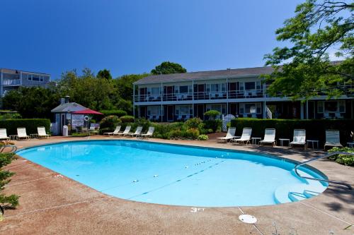 Peldbaseins naktsmītnē The Seaglass Inn & Spa vai tās tuvumā