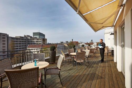 شرفة أو تراس في HYPERION Hotel Berlin