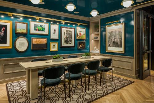 Galería fotográfica de Merrion Row Hotel and Public House en Nueva York