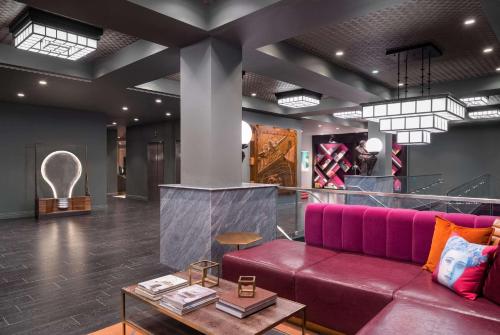 Foto da galeria de TRYP by Wyndham Newark Downtown em Newark