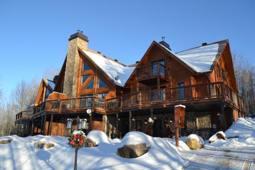 Selenia Lodge- Résidences et Chalets dans les Laurentides durante el invierno