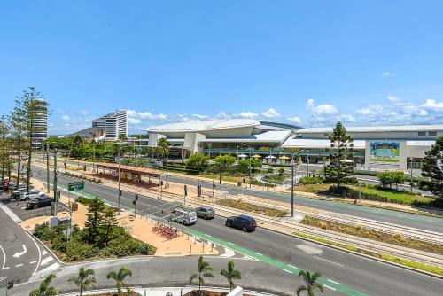 Fotografija u galeriji objekta Qube Broadbeach Ocean View Apartments u gradu Gould Koust