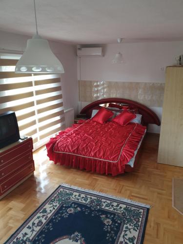 Postel nebo postele na pokoji v ubytování Vacation home Djogic