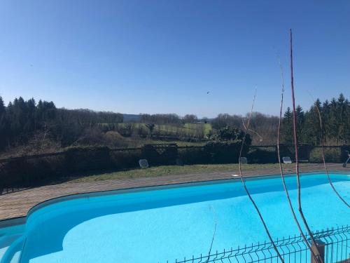 A piscina localizada em chalet des planchettes ou nos arredores