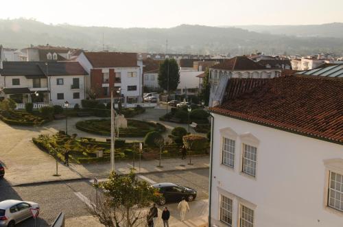 Uma vista da montanha tirada do apartamento 