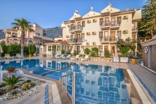 Бассейн в Olympos Hotel - Adults Only или поблизости