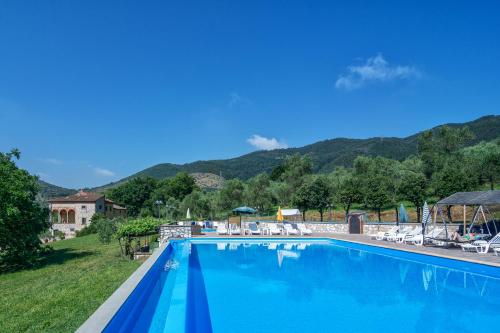 O vedere generală la munți sau o vedere la munte luată de la acest hotel