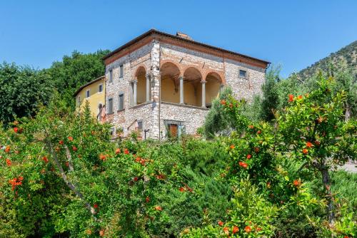 O grădină în afara Hotel Villa Rinascimento