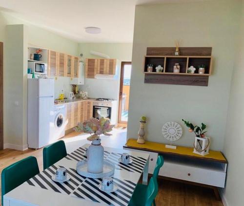 Dapur atau dapur kecil di Brickyard Apartments Cluj