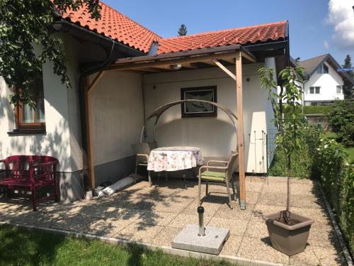 Dārzs pie naktsmītnes Knusperhaus mit Garten