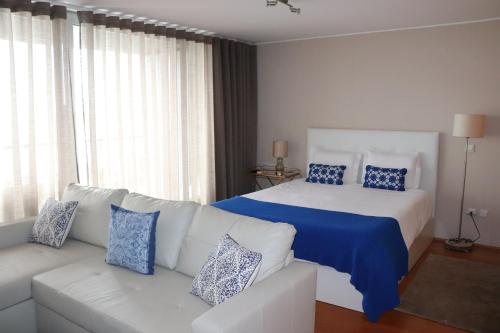 Predel za sedenje v nastanitvi Bartolomeu Beach Apartments