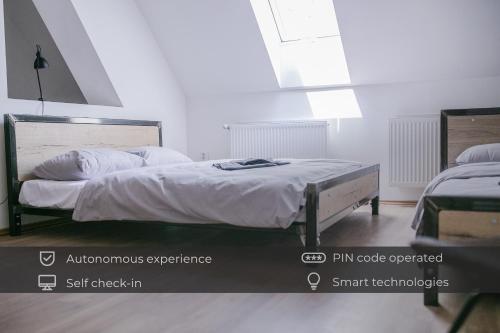 Schöndorf Hostel - virtual reception房間的床