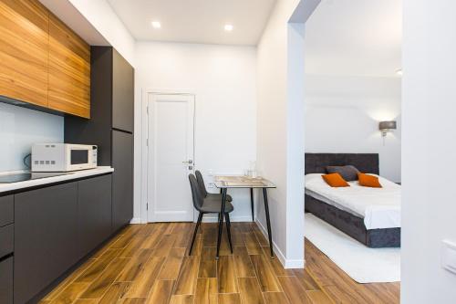 O bucătărie sau chicinetă la 3 Vodna Apartment