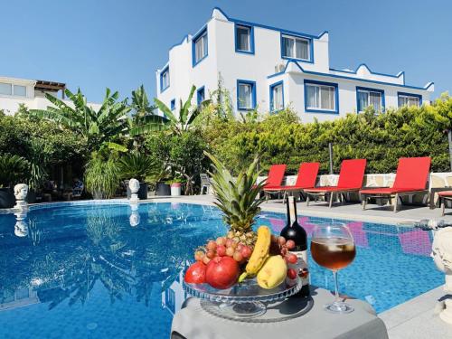 Artunc Hotel Bodrum 내부 또는 인근 수영장