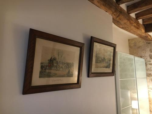 Imagine din galeria proprietății Le Petit Hameau de Chantilly - Studio 4 pers Chic et Charme au Coeur de Chantilly - Classé 3 étoiles în Chantilly