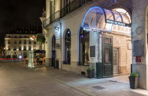 El edificio en el que está el hotel