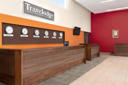 Vestibils vai reģistratūra naktsmītnē Travelodge by Wyndham Richmond Hill