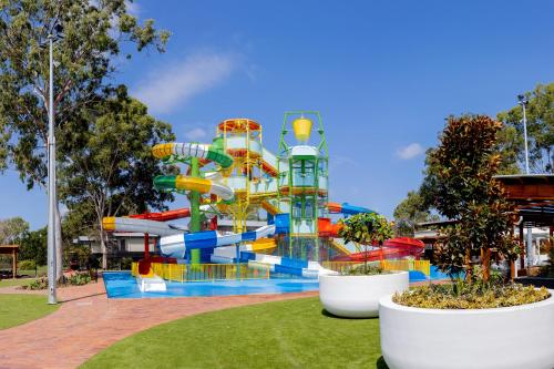 المسبح في BIG4 Gold Coast Holiday Park أو بالجوار