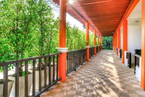 A balcony or terrace at Palm Beach Resort