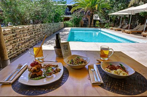 Comida en o cerca de este hostal o pensión