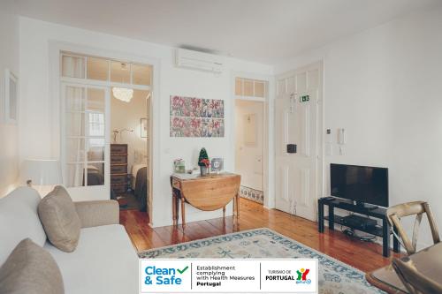 TV a/nebo společenská místnost v ubytování Casa Dos Azulejos - Lapa