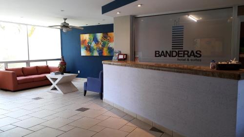 Un lugar para sentarse en Banderas Suites