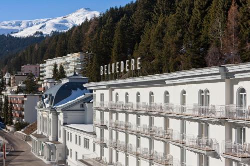 Splošen pogled na gorovje oz. razgled na gore, ki ga ponuja hotel