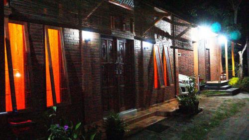 Taman di luar Berkah Homestay