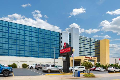 入住Ramada Plaza by Wyndham Virginia Beach Oceanfront的旅客