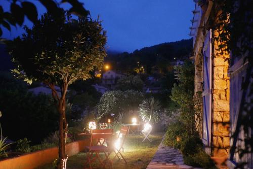 Un jardín fuera de Lou Candelou