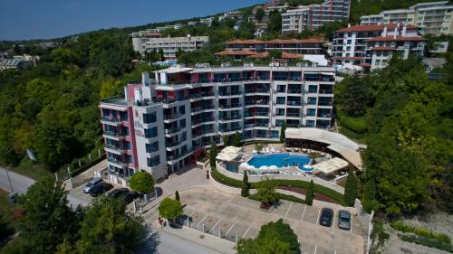 Kép Royal Cove ApartHotel - Self-catering szállásáról Kavarnában a galériában