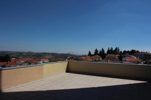 Uma varanda ou terraço em Cabeço das Fráguas - apartamento centro cidade da Guarda